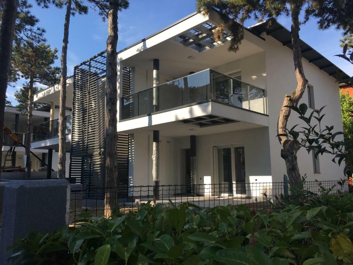 Residenza Due Perle Apartment Линяно Сабиадоро Екстериор снимка