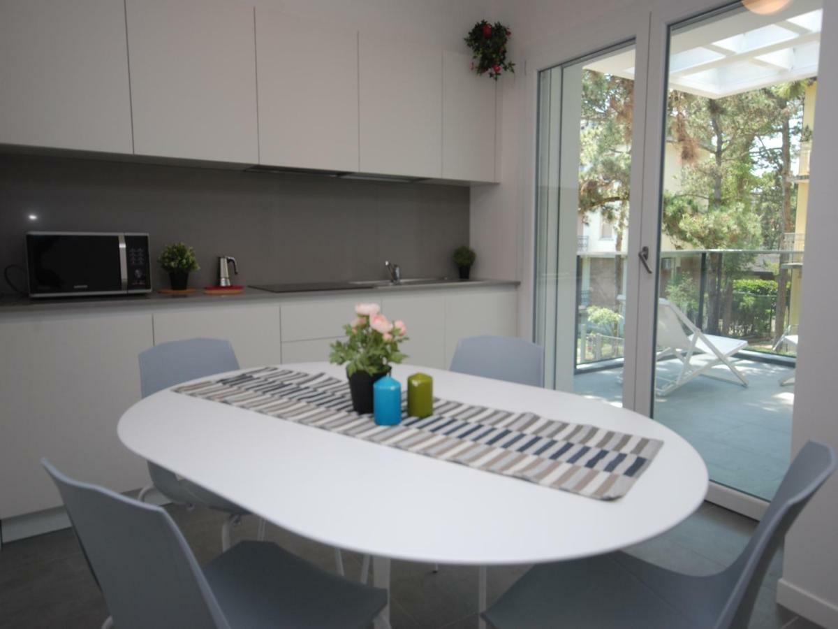 Residenza Due Perle Apartment Линяно Сабиадоро Екстериор снимка